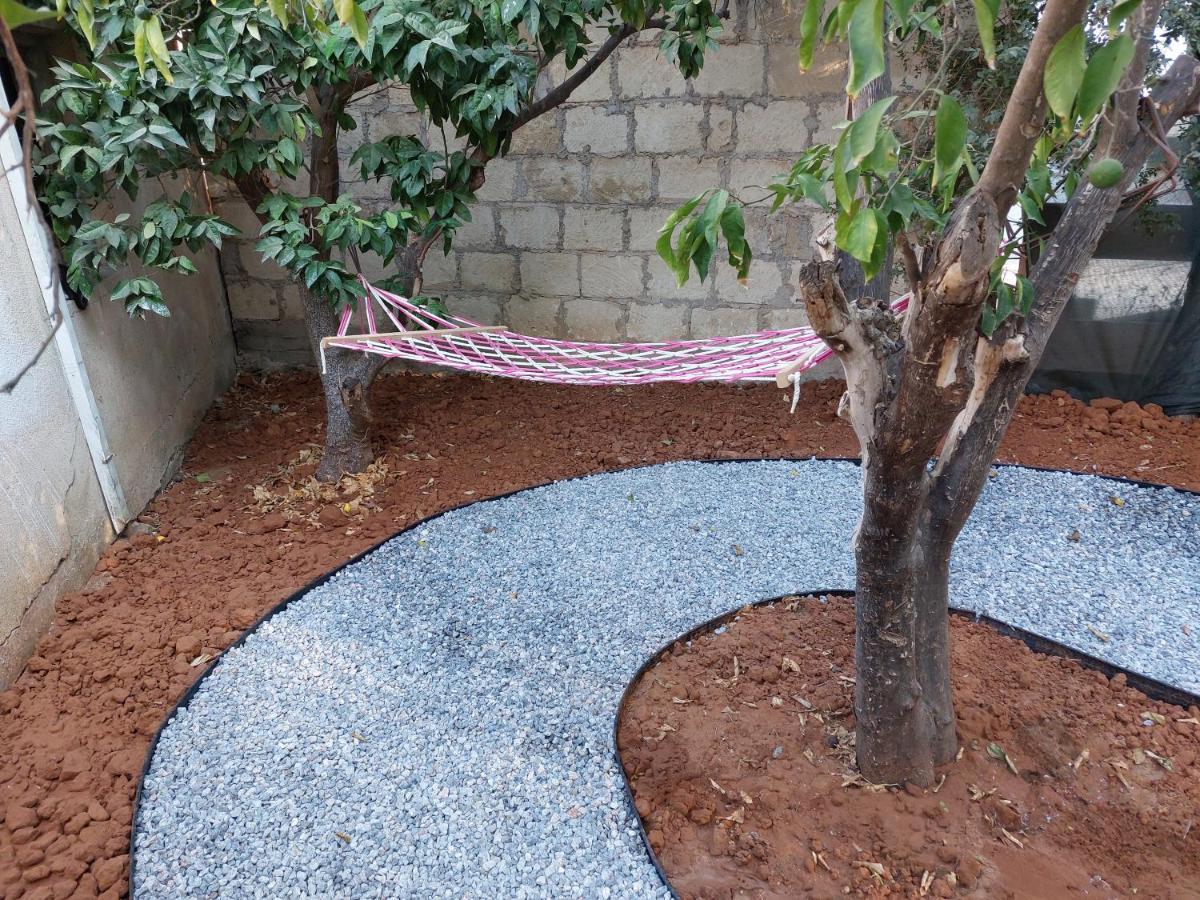 Secret Garden 02 Bed and Breakfast Famagusta  Eksteriør billede